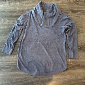 Barefoot Dreams Cozy lavender  Sweater